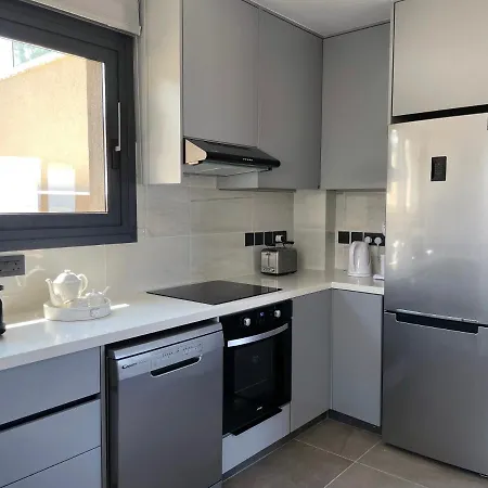 Windhill Edge * Pissoúri