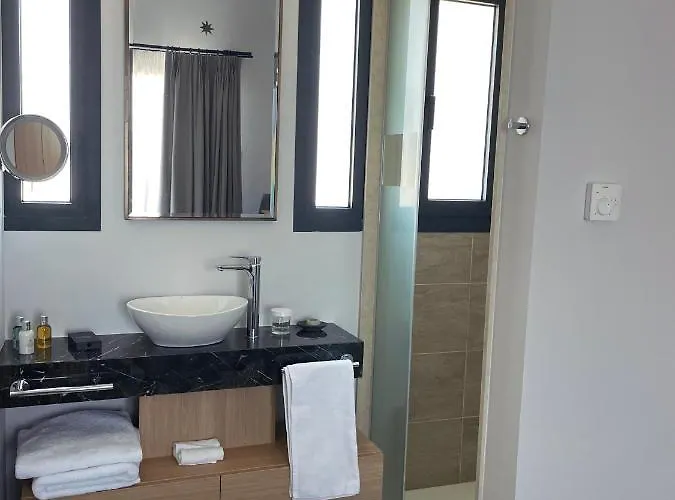 Windhill Edge Pissouri